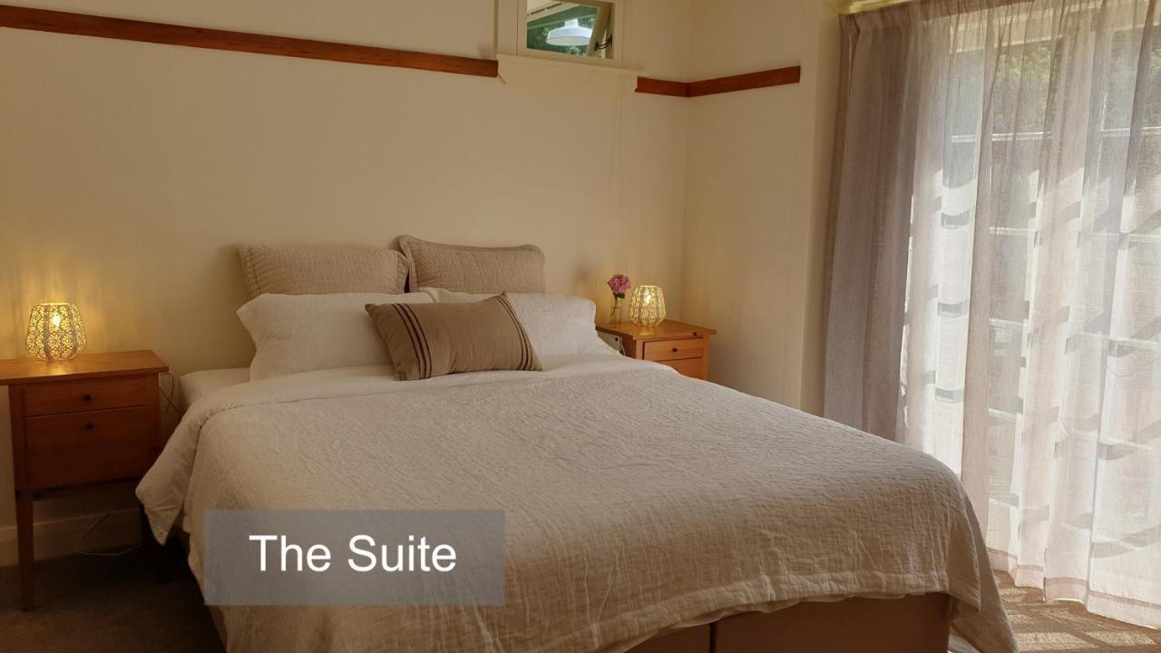 Bluff Hill Bed & Breakfast Нейпиър Екстериор снимка